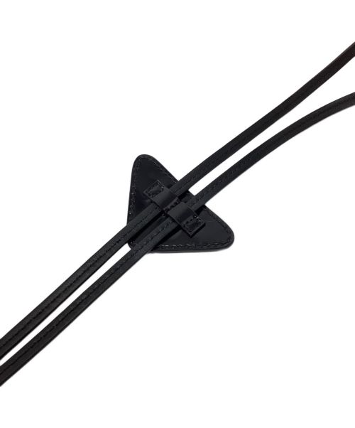 PRADA（プラダ）PRADA (プラダ) Triangle Logo Plate Loop Tie（三角ロゴプレートループタイ） ブラック サイズ:-の古着・服飾アイテム