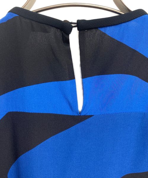 LOUIS VUITTON（ルイ ヴィトン）LOUIS VUITTON (ルイ ヴィトン) シルクワンピース ブラック×パープル×ブルー サイズ:38の古着・服飾アイテム