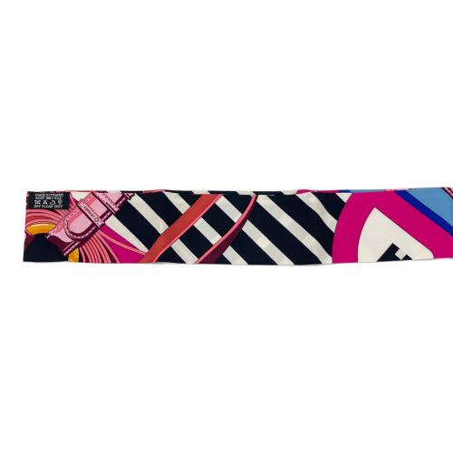 HERMES（エルメス）HERMES (エルメス) ツイリースカーフ ピンクの古着・服飾アイテム