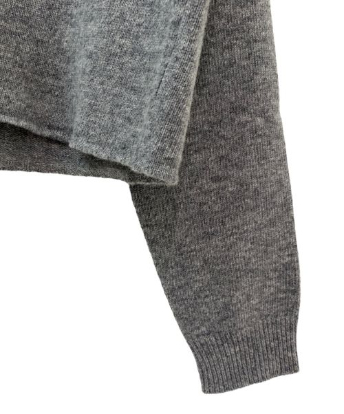MIU MIU（ミュウミュウ）MIU MIU (ミュウミュウ) カットオフショート丈ニット グレー サイズ:36の古着・服飾アイテム