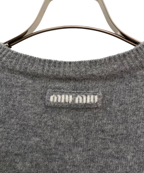 MIU MIU（ミュウミュウ）MIU MIU (ミュウミュウ) カットオフショート丈ニット グレー サイズ:42の古着・服飾アイテム
