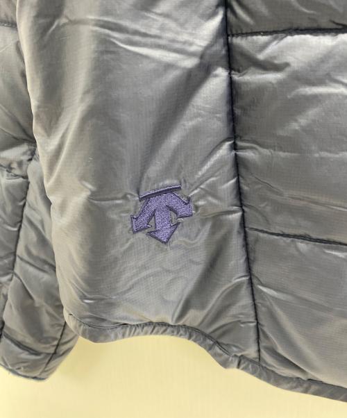 DESCENTE（デサント）DESCENTE (デサント) ダウンジャケット ネイビー サイズ:Mの古着・服飾アイテム