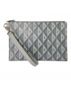 Christian Diorクリスチャン ディオール）の古着「3D Diamond Clutch bag (3Dダイアモンドクラッチバッグ)」｜グレー