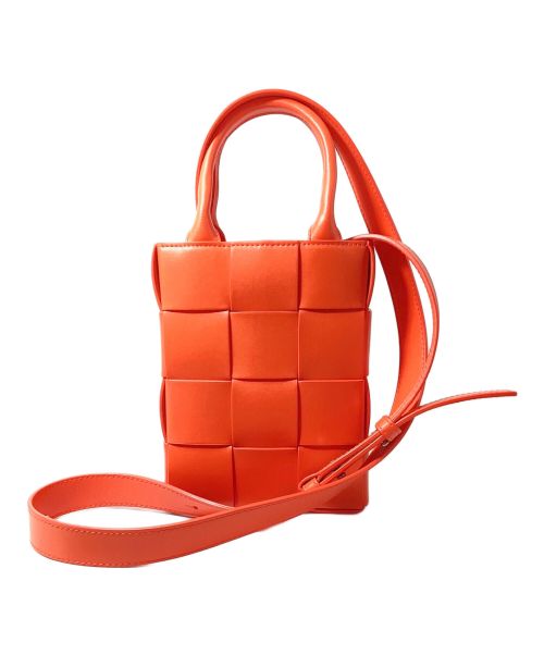 BOTTEGA VENETA（ボッテガベネタ）BOTTEGA VENETA (ボッテガベネタ) マキシイントレチャート ミニ カセット オレンジの古着・服飾アイテム