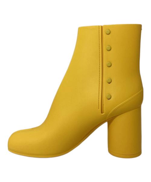 Maison Margiela（メゾンマルジェラ）Maison Margiela (メゾンマルジェラ) ラバー足袋ブーツ（RUBBER TABI BOOTS） イエロー サイズ:39 未使用品の古着・服飾アイテム