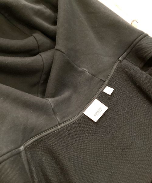 BURBERRY（バーバリー）BURBERRY (バーバリー) アームスリーブノバチェックラバーロゴスウェット（ARM SLEEVE NOVACHECK RUBBER LOGO SWEAT） ブラック サイズ:XLの古着・服飾アイテム