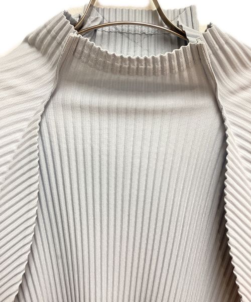 HOMME PLISSE ISSEY MIYAKE（オム プリッセ イッセイ ミヤケ）HOMME PLISSE ISSEY MIYAKE (オムプリッセ イッセイ ミヤケ) 23SS vase プルオーバーシャツ グレー サイズ:3の古着・服飾アイテム