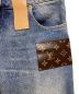 中古・古着 LOUIS VUITTON (ルイ ヴィトン) ストーンウォッシュモノグラムパッチブーツカットジーンズ ブルー サイズ:36：140000円