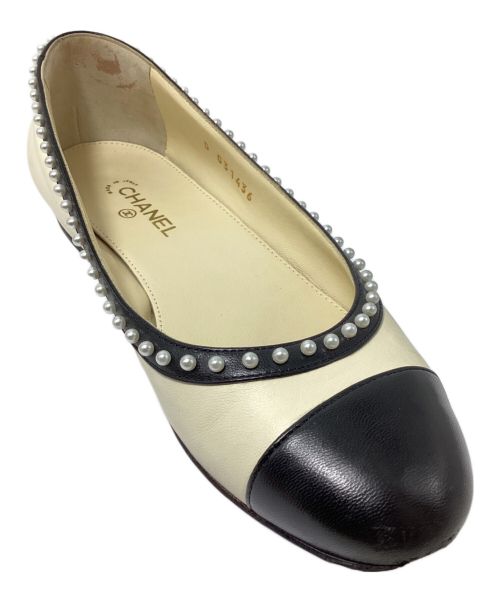 CHANEL（シャネル）CHANEL (シャネル) Flat Pumps（フラットパンプス） ベージュ サイズ:34の古着・服飾アイテム