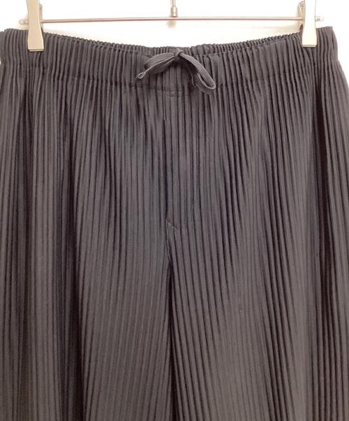 HOMME PLISSE ISSEY MIYAKE（オム プリッセ イッセイ ミヤケ）HOMME PLISSE ISSEY MIYAKE (オムプリッセ イッセイ ミヤケ) プリーツジョガーパンツ ブラック サイズ:3の古着・服飾アイテム