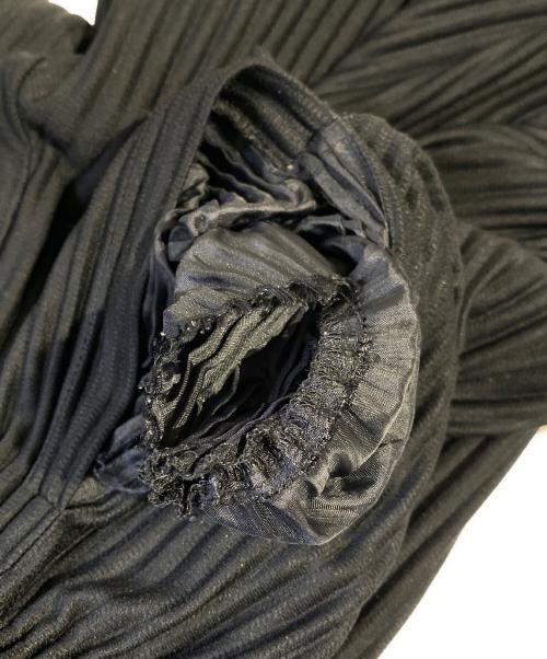 HOMME PLISSE ISSEY MIYAKE（オム プリッセ イッセイ ミヤケ）HOMME PLISSE ISSEY MIYAKE (オムプリッセ イッセイ ミヤケ) プリーツジョガーパンツ ブラック サイズ:3の古着・服飾アイテム