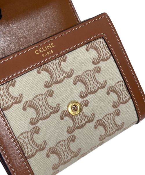 CELINE（セリーヌ）CELINE (セリーヌ) トリオンフ スモールフラップウォレット ベージュ サイズ:-の古着・服飾アイテム