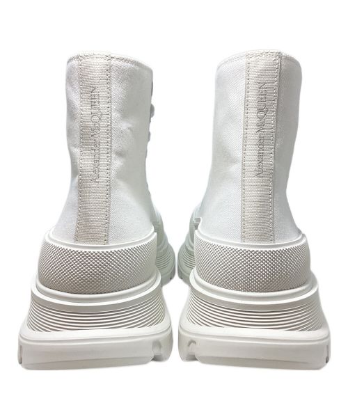 ALEXANDER McQUEEN（アレキサンダーマックイーン）ALEXANDER McQUEEN (アレキサンダーマックイーン) Tread Slick Boot（トレッドスリックブーツ） ホワイト サイズ:42の古着・服飾アイテム