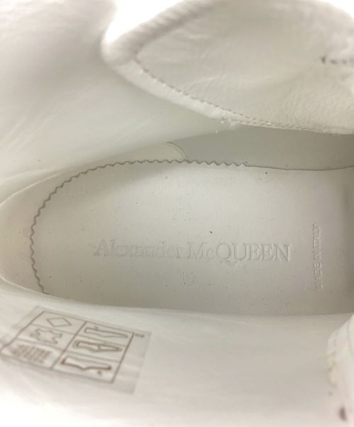 ALEXANDER McQUEEN（アレキサンダーマックイーン）ALEXANDER McQUEEN (アレキサンダーマックイーン) Tread Slick Boot（トレッドスリックブーツ） ホワイト サイズ:42の古着・服飾アイテム