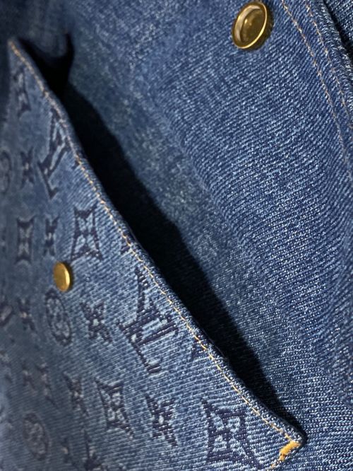 LOUIS VUITTON（ルイ ヴィトン）LOUIS VUITTON (ルイ ヴィトン) モノグラムパデッドジャケット インディゴ サイズ:54の古着・服飾アイテム