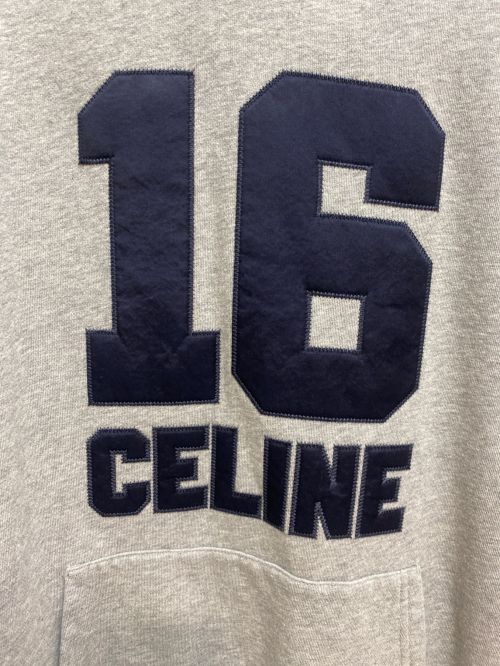 CELINE（セリーヌ）CELINE (セリーヌ) 23SS 16 パッチ オーバーサイズ フーディードレス半袖プルオーバーパーカー グレー サイズ:Sの古着・服飾アイテム