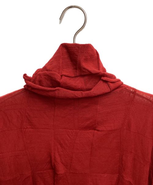 ISSEY MIYAKE（イッセイミヤケ）ISSEY MIYAKE (イッセイミヤケ) High neck knit（ハイネックニット） レッド サイズ:2の古着・服飾アイテム