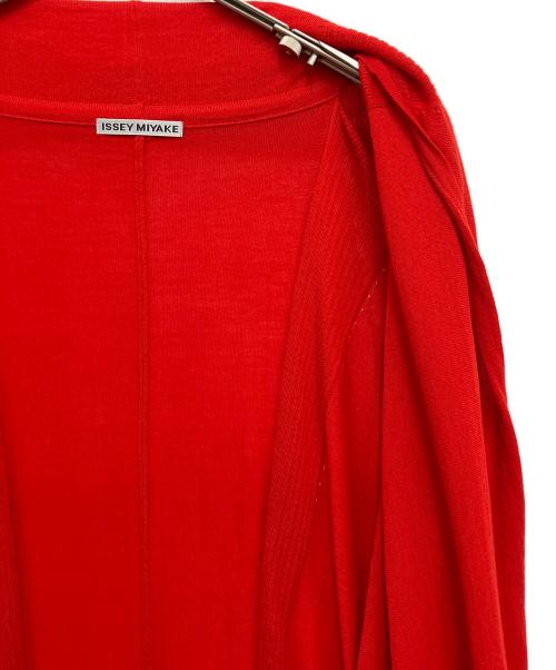 ISSEY MIYAKE（イッセイミヤケ）ISSEY MIYAKE (イッセイミヤケ) ドルマンカーディガン レッド サイズ:2の古着・服飾アイテム