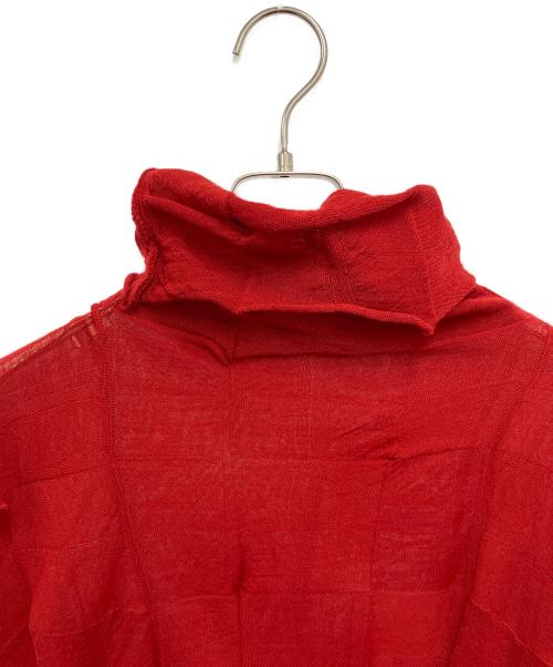 ISSEY MIYAKE（イッセイミヤケ）ISSEY MIYAKE (イッセイミヤケ) デザインタートルネックニット レッド サイズ:2の古着・服飾アイテム
