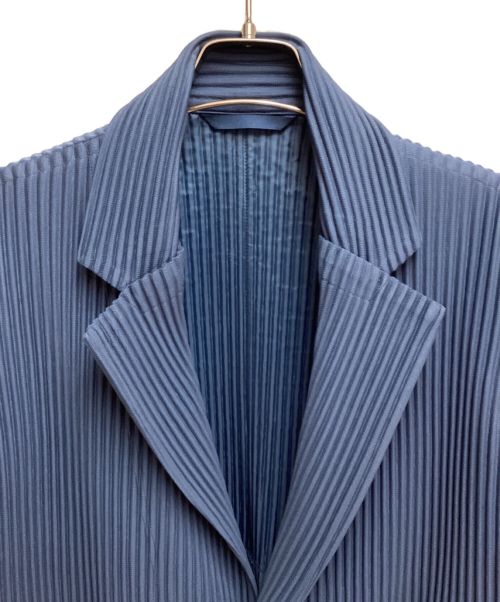 HOMME PLISSE ISSEY MIYAKE（オム プリッセ イッセイ ミヤケ）HOMME PLISSE ISSEY MIYAKE (オムプリッセ イッセイ ミヤケ) テーラードジャケット ブルー サイズ:2の古着・服飾アイテム