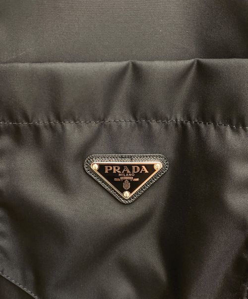 PRADA（プラダ）PRADA (プラダ) トライアングルロゴプレートシャツ ブラック サイズ:XXXLの古着・服飾アイテム