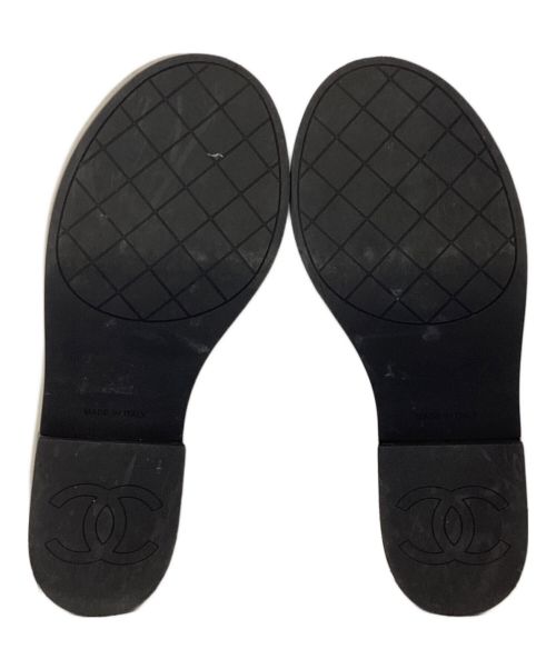 CHANEL（シャネル）CHANEL (シャネル) Matelasse Mule Sandals （マトラッセミュールサンダル） ブラック サイズ:38の古着・服飾アイテム
