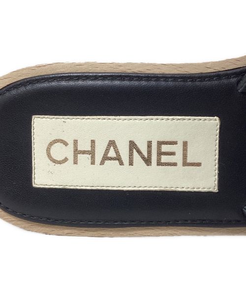CHANEL（シャネル）CHANEL (シャネル) Matelasse Mule Sandals （マトラッセミュールサンダル） ブラック サイズ:38の古着・服飾アイテム