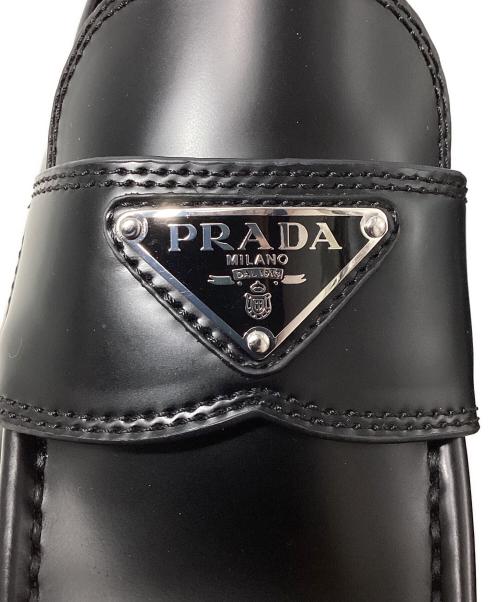 PRADA（プラダ）PRADA (プラダ) Monolith Brushed Leather Loafers（モノリス ブラッシュドレザーローファー) ブラック サイズ:38の古着・服飾アイテム