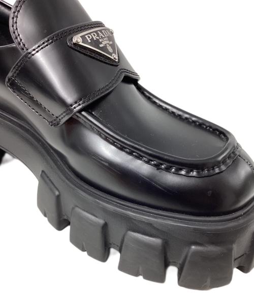 PRADA（プラダ）PRADA (プラダ) Monolith Brushed Leather Loafers（モノリス ブラッシュドレザーローファー) ブラック サイズ:38の古着・服飾アイテム