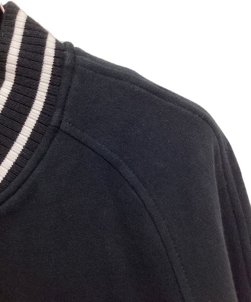MONCLER GENIUS（モンクレール ジーニアス）MONCLER GENIUS (モンクレール ジーニアス) FRAGMENT DESIGN (フラグメントデザイン) 23AW ×FRAGMENT DESIGN(フラグメントデザイン) スタジャン ブラック サイズ:Lの古着・服飾アイテム