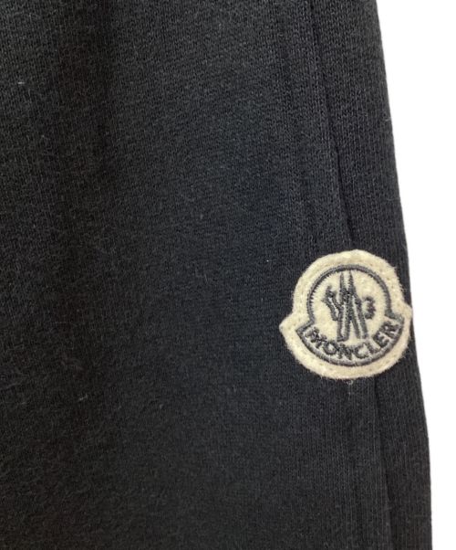 MONCLER GENIUS（モンクレール ジーニアス）MONCLER GENIUS (モンクレール ジーニアス) FRAGMENT DESIGN (フラグメントデザイン) 23AW ×FRAGMENT DESIGN(フラグメントデザイン) スタジャン ブラック サイズ:Lの古着・服飾アイテム