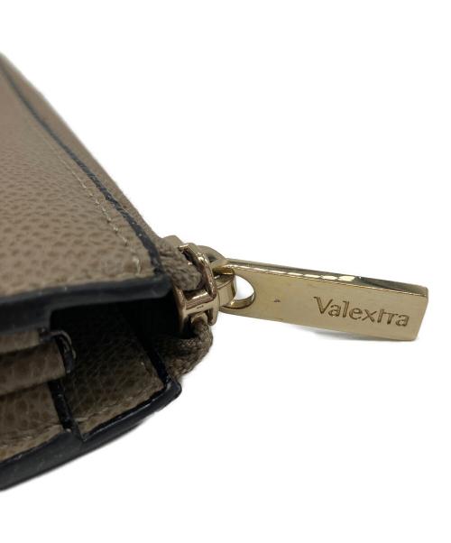 Valextra（ヴァレクストラ）Valextra (ヴァレクストラ) ラウンドファスナー財布 ベージュの古着・服飾アイテム