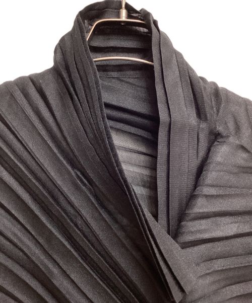 ISSEY MIYAKE（イッセイミヤケ）ISSEY MIYAKE (イッセイミヤケ) ドルマンスリーブプリーツジャケット ブラック サイズ:2の古着・服飾アイテム