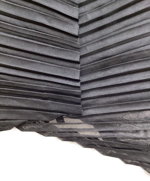 ISSEY MIYAKE（イッセイミヤケ）ISSEY MIYAKE (イッセイミヤケ) ドルマンスリーブプリーツジャケット ブラック サイズ:2の古着・服飾アイテム
