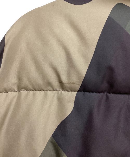 sacai（サカイ）sacai (サカイ) KAWS (カウズ) Padded Blouson(パテッドブルゾン) グリーン サイズ:2の古着・服飾アイテム
