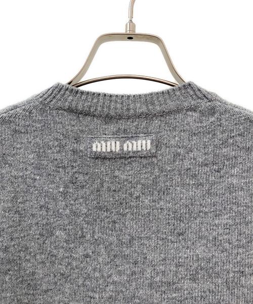 MIU MIU（ミュウミュウ）MIU MIU (ミュウミュウ) カットオフショート丈ニット グレー サイズ:38の古着・服飾アイテム