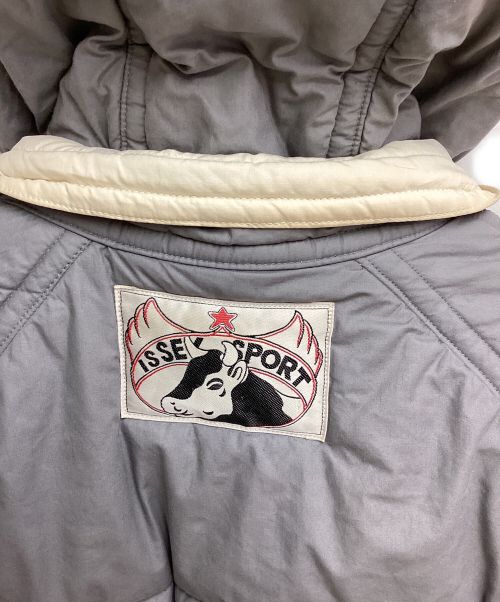 ISSEY MIYAKE（イッセイミヤケ）ISSEY MIYAKE (イッセイミヤケ) ISSEY SPORT (イッセイスポーツ) Cotton Down Jacket （コットンダウンジャケット） ホワイト サイズ:9の古着・服飾アイテム