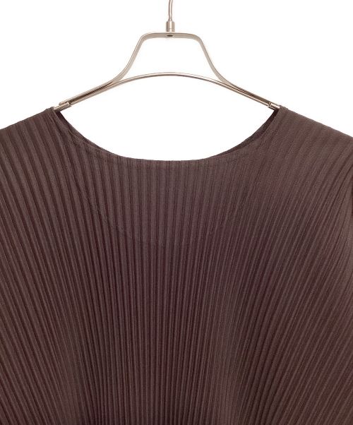 HOMME PLISSE ISSEY MIYAKE（オム プリッセ イッセイ ミヤケ）HOMME PLISSE ISSEY MIYAKE (オムプリッセ イッセイ ミヤケ) 23SS Fringe pullover pleat cut and sew（フリンジプルオーバープリーツカットソー） ワインレッド サイズ:4の古着・服飾アイテム