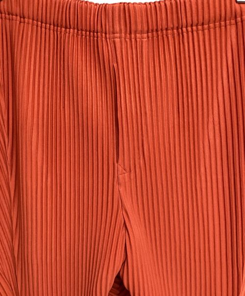 HOMME PLISSE ISSEY MIYAKE（オム プリッセ イッセイ ミヤケ）HOMME PLISSE ISSEY MIYAKE (オムプリッセ イッセイ ミヤケ) プリーツワイドパンツ オレンジ サイズ:3の古着・服飾アイテム