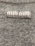 中古・古着 MIU MIU (ミュウミュウ) Vネックバックロゴニット グレー サイズ:38：50000円