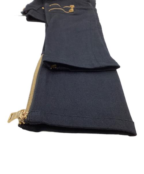 VERSUS（ヴェルサス）VERSUS (ヴェルサス) ジップデザインデニムパンツ ブラック サイズ:29 未使用品の古着・服飾アイテム