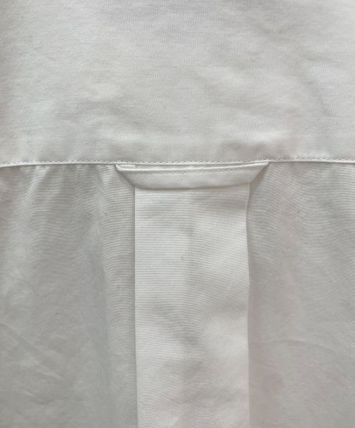 MIU MIU（ミュウミュウ）MIU MIU (ミュウミュウ) ロゴパッチシャツ ホワイト サイズ:36の古着・服飾アイテム