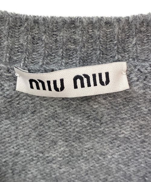 MIU MIU（ミュウミュウ）MIU MIU (ミュウミュウ) カットオフショートニット グレー サイズ:36の古着・服飾アイテム