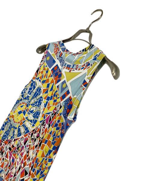 Emilio Pucci（エミリオ プッチ）Emilio Pucci (エミリオ プッチ) 総柄ノースリーブカットソー マルチカラー サイズ:36 未使用品の古着・服飾アイテム