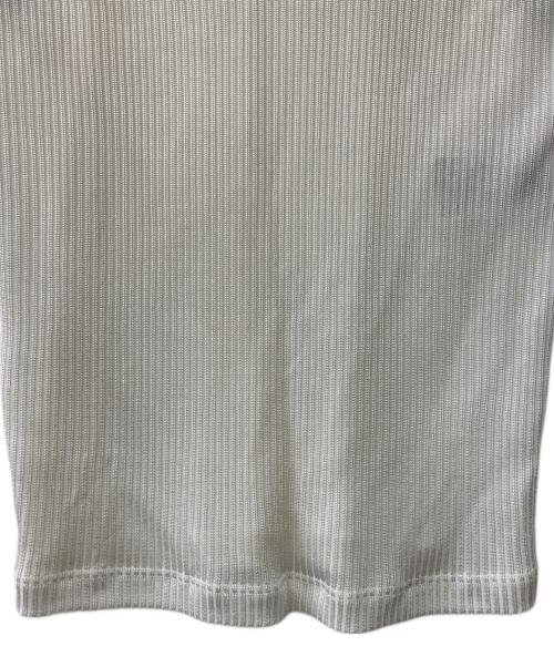 VERSUS（ヴェルサス）VERSUS (ヴェルサス) ノースリーブニット ホワイト サイズ:36　の古着・服飾アイテム