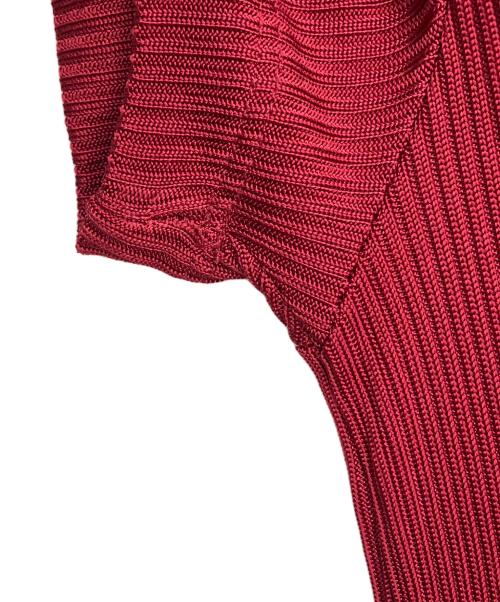 VERSUS（ヴェルサス）VERSUS (ヴェルサス) メデューサ装飾半袖ニット レッド サイズ:36の古着・服飾アイテム