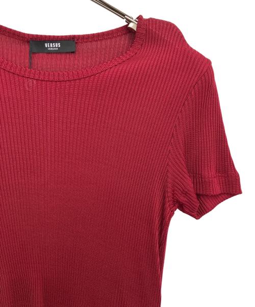 VERSUS（ヴェルサス）VERSUS (ヴェルサス) メデューサ装飾半袖ニット レッド サイズ:36の古着・服飾アイテム