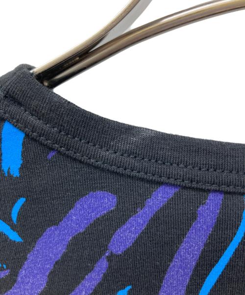 VERSUS（ヴェルサス）VERSUS (ヴェルサス) 総柄Tシャツ ブルー サイズ:XSの古着・服飾アイテム