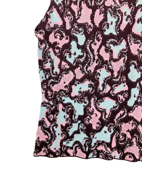 VERSACE（ヴェルサーチェ）VERSACE (ヴェルサーチェ) ノースリーブカットソー ピンク サイズ:40の古着・服飾アイテム