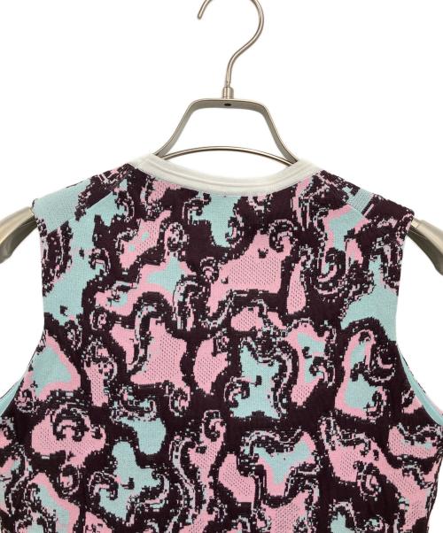 VERSACE（ヴェルサーチェ）VERSACE (ヴェルサーチェ) ノースリーブカットソー ピンク サイズ:40の古着・服飾アイテム